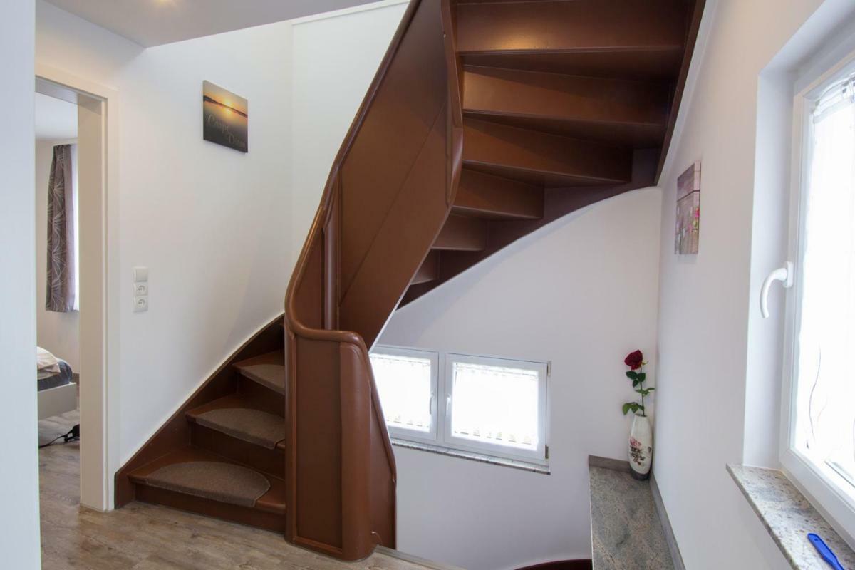 Ferienhaus An Der Burg Namedy Andernach Kültér fotó