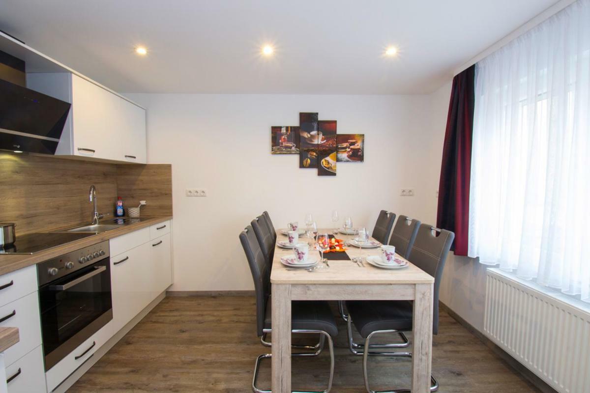 Ferienhaus An Der Burg Namedy Andernach Kültér fotó